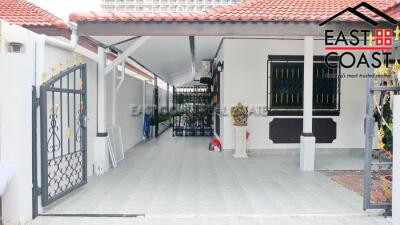 Royal Park Village House for rent in Jomtien, Pattaya. RH8632