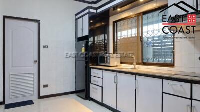 Royal Park Village House for rent in Jomtien, Pattaya. RH8632