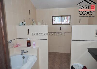 Private House Nong Palai  House for sale in East Pattaya, Pattaya. SH7928