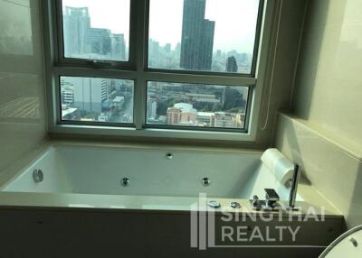 For RENT : The Address Asoke / 2 Bedroom / 2 Bathrooms / 66 sqm / 45000 THB [5448503]