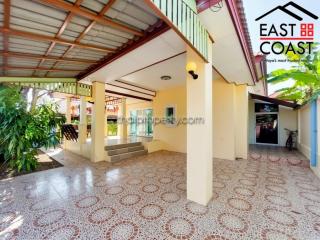 Pobchock Garden Hill House House for sale in South Jomtien, Pattaya. SH14173