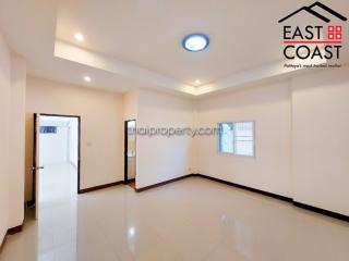 Pobchock Garden Hill House House for sale in South Jomtien, Pattaya. SH14173