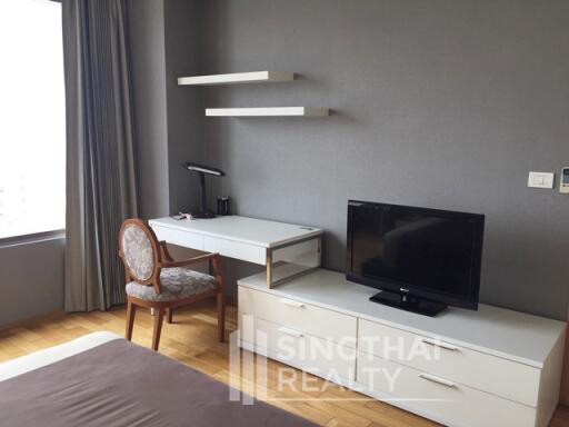 For RENT : The Emporio Place / 1 Bedroom / 1 Bathrooms / 71 sqm / 45000 THB [5740286]