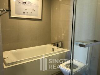 For RENT : LIV@49 / 2 Bedroom / 2 Bathrooms / 79 sqm / 45000 THB [5680187]