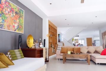 4 bedroom House in Island View Residence Na Jomtien