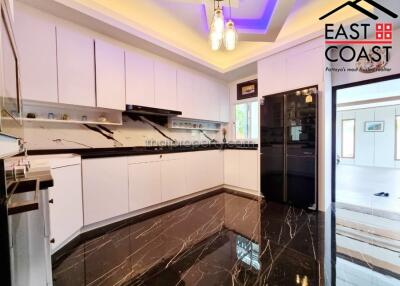 Areeya Villa House for sale in East Pattaya, Pattaya. SH14246