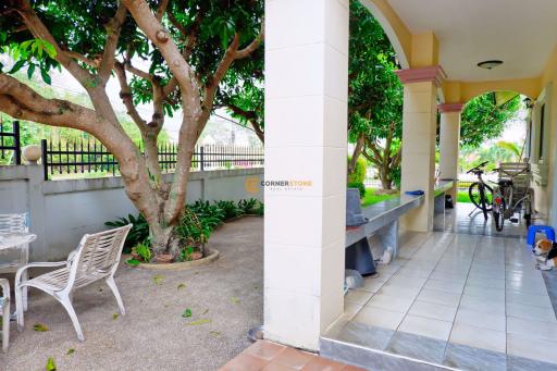 4 bedroom House in Mabprachan Garden Resort East Pattaya