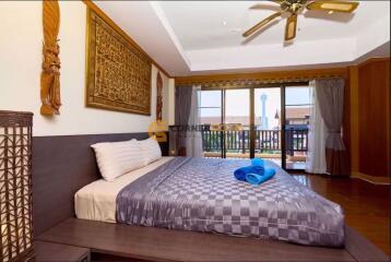 3 bedroom Condo in Chateau Dale ThaBali Condo Jomtien