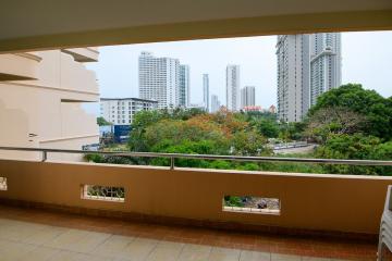 6 Bed Condo For Sale In Naklua - Wongamat Residence