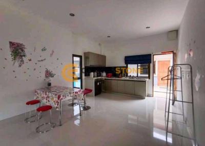 8 bedroom House in Baan Dusit Pattaya Park Huay Yai