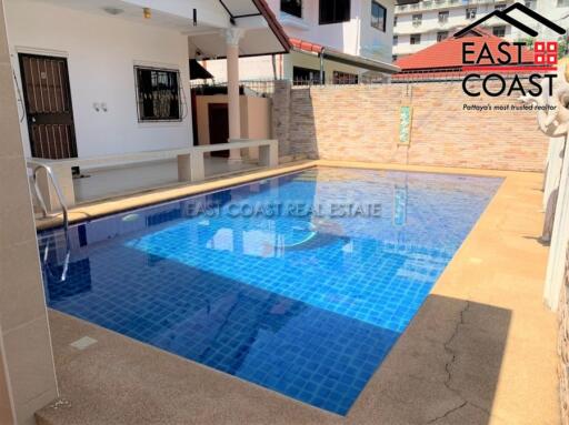 Royal Park Village House for rent in Jomtien, Pattaya. RH12415