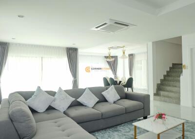 3 bedroom House in The Meadows East Pattaya