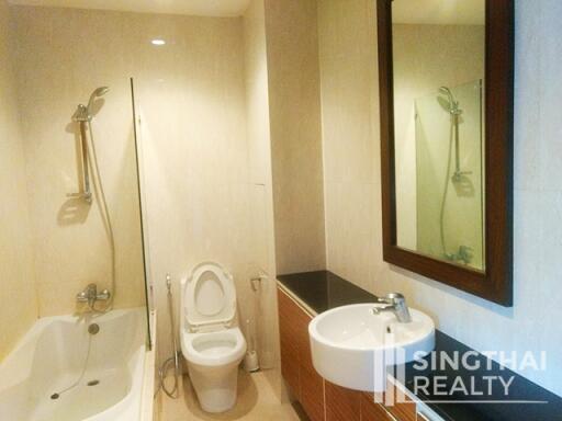 For RENT : Siam Court Apartment / 2 Bedroom / 2 Bathrooms / 151 sqm / 45000 THB [6300285]
