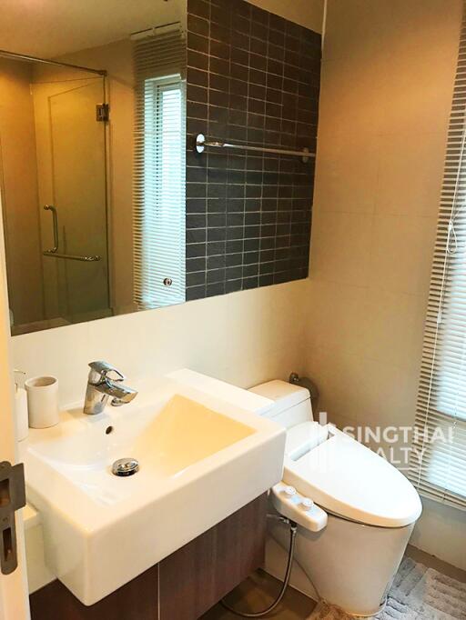 For RENT : The Crest Sukhumvit 49 / 2 Bedroom / 2 Bathrooms / 74 sqm / 45000 THB [6278443]