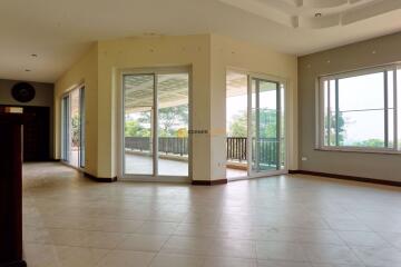 3 bedroom House in Huay Yai