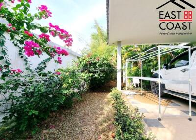 Private House Soi Huay Yai Jeen House for sale in East Pattaya, Pattaya. SH14223