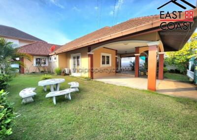 Supanuch Village House for rent in East Pattaya, Pattaya. RH14195