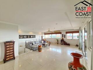 Royal Residence Condo for sale in South Jomtien, Pattaya. SC13568