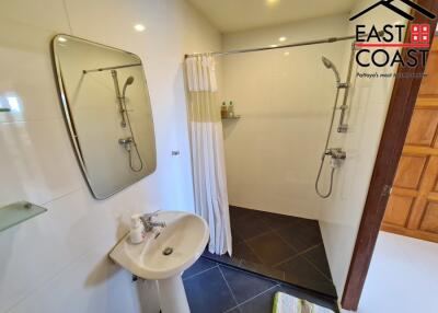 Royal Residence Condo for sale in South Jomtien, Pattaya. SC13568