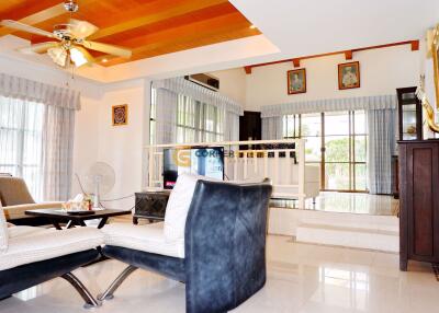 4 bedroom House in Central Park 5 East Pattaya