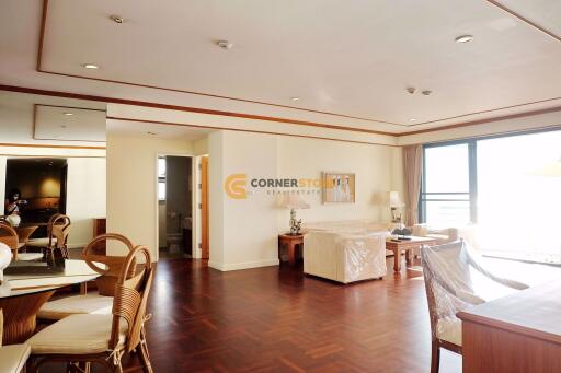 3 bedroom Condo in Royal Cliff Garden Pratumnak