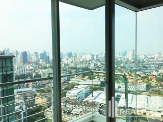 For RENT : Le Luk / 2 Bedroom / 2 Bathrooms / 84 sqm / 45000 THB [6583543]