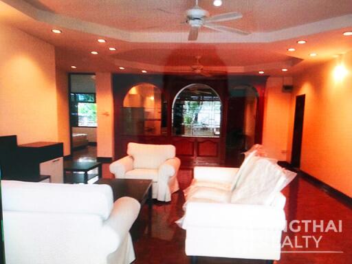 For RENT : Sawasdee Mansion / 3 Bedroom / 2 Bathrooms / 195 sqm / 45000 THB [6647853]