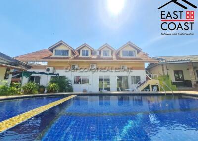 Phoonsuk (Pattaya) Resort Condo for rent in Pratumnak Hill, Pattaya. RC13110