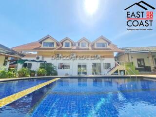 Phoonsuk (Pattaya) Resort Condo for rent in Pratumnak Hill, Pattaya. RC13111