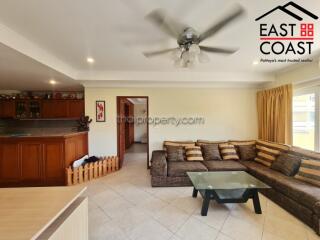 View Talay Residence 6 Condo for sale in Wongamat Beach, Pattaya. SC14204