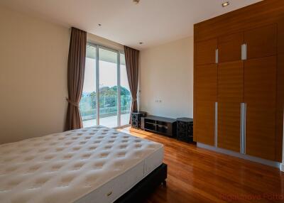 2 Bed Condo For Rent In Wongamat - The Cove Pattaya