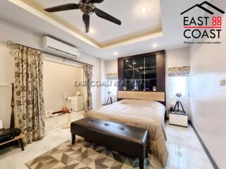 Patta Village House for rent in East Pattaya, Pattaya. RH13392