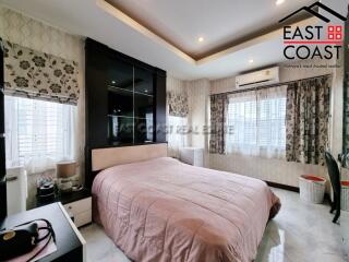 Patta Village House for rent in East Pattaya, Pattaya. RH13392