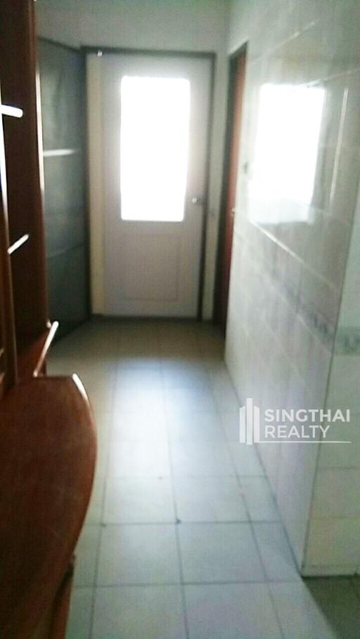 For RENT : Sahai Place / 3 Bedroom / 4 Bathrooms / 251 sqm / 45000 THB [7444052]