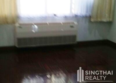 For RENT : Sahai Place / 3 Bedroom / 4 Bathrooms / 251 sqm / 45000 THB [7444052]