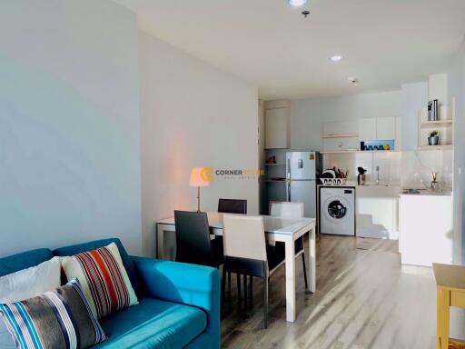 2 bedroom Condo in Centric Sea Pattaya