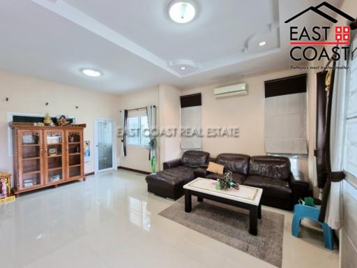 Chockchai Village 10 House for rent in East Pattaya, Pattaya. RH13456