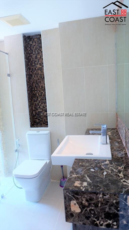 Centara Avenue Residence Condo for rent in Pattaya City, Pattaya. RC11555