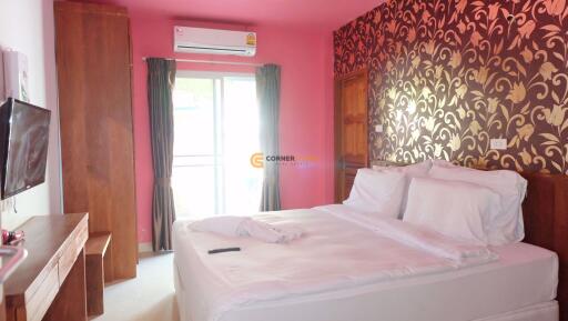 7 bedroom House in View Point Jomtien