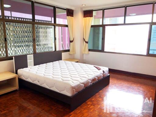 For RENT : Sawasdee Mansion / 3 Bedroom / 2 Bathrooms / 195 sqm / 45000 THB [7735852]