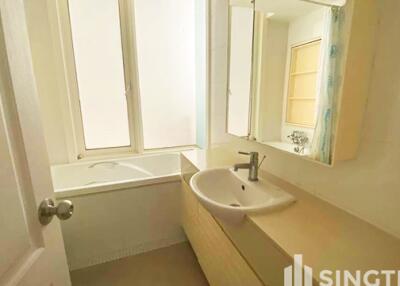 For RENT : Siri Residence / 1 Bedroom / 1 Bathrooms / 60 sqm / 45000 THB [7915906]