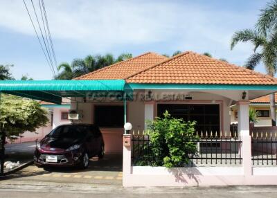 Country Club Villa House for rent in East Pattaya, Pattaya. RH5998