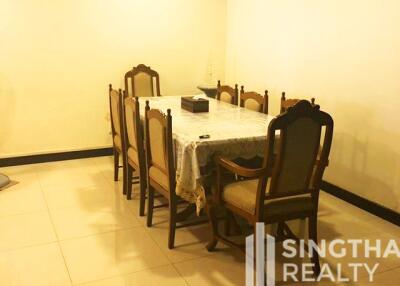 For RENT : House Phromphong / 4 Bedroom / 3 Bathrooms / 201 sqm / 45000 THB [7962884]