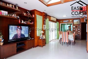 Banlue Land and House House for sale and for rent in East Pattaya, Pattaya. SRH10817