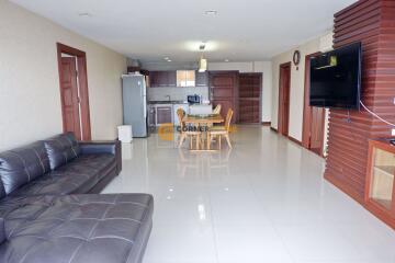 3 bedroom Condo in Sky Beach Wongamat