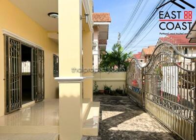 Sirisa 9 House for sale in East Pattaya, Pattaya. SH14155