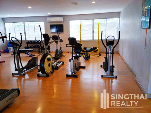 For RENT : D.S. Tower 2 Sukhumvit 39 / 3 Bedroom / 2 Bathrooms / 151 sqm / 45000 THB [8302418]