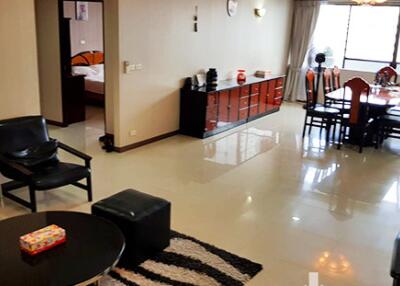 For RENT : Empire House / 3 Bedroom / 3 Bathrooms / 190 sqm / 45000 THB [8302986]