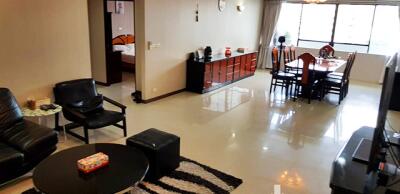 For RENT : Empire House / 3 Bedroom / 3 Bathrooms / 190 sqm / 45000 THB [8302986]