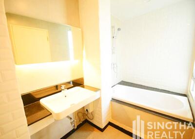 For RENT : 49 Plus / 2 Bedroom / 2 Bathrooms / 75 sqm / 45000 THB [8368932]